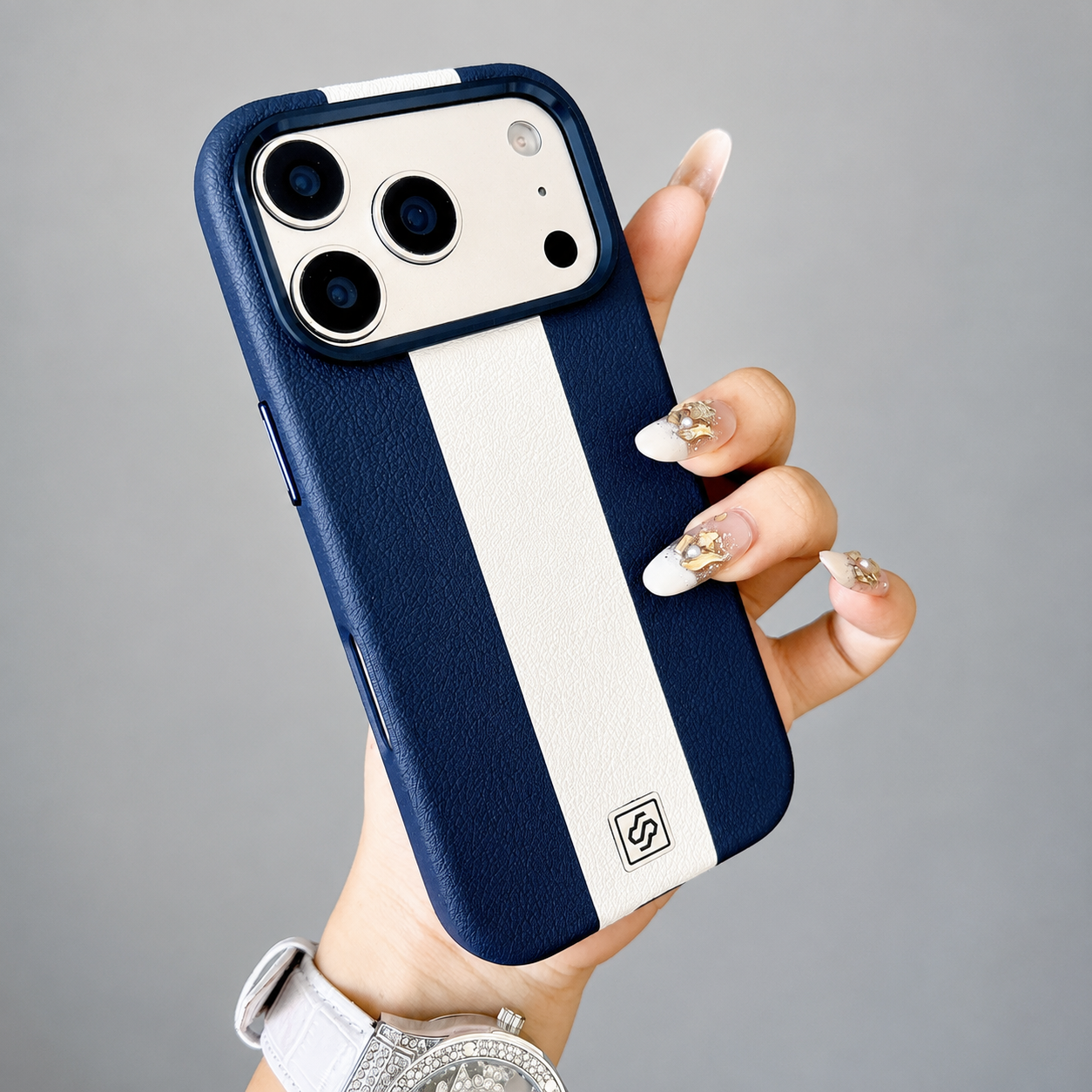 Premium Minimal Stripe iPhone Case by Caseit