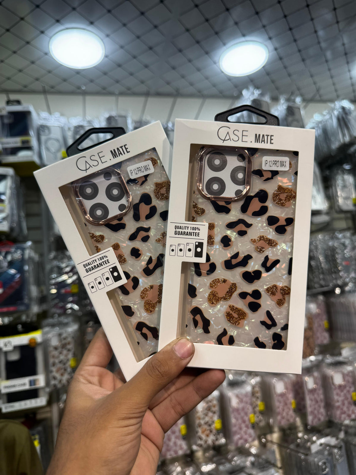 Caseit WildPearl Cheetah Case – Luxury Glossy Leopard Heart Back Cover for iPhone