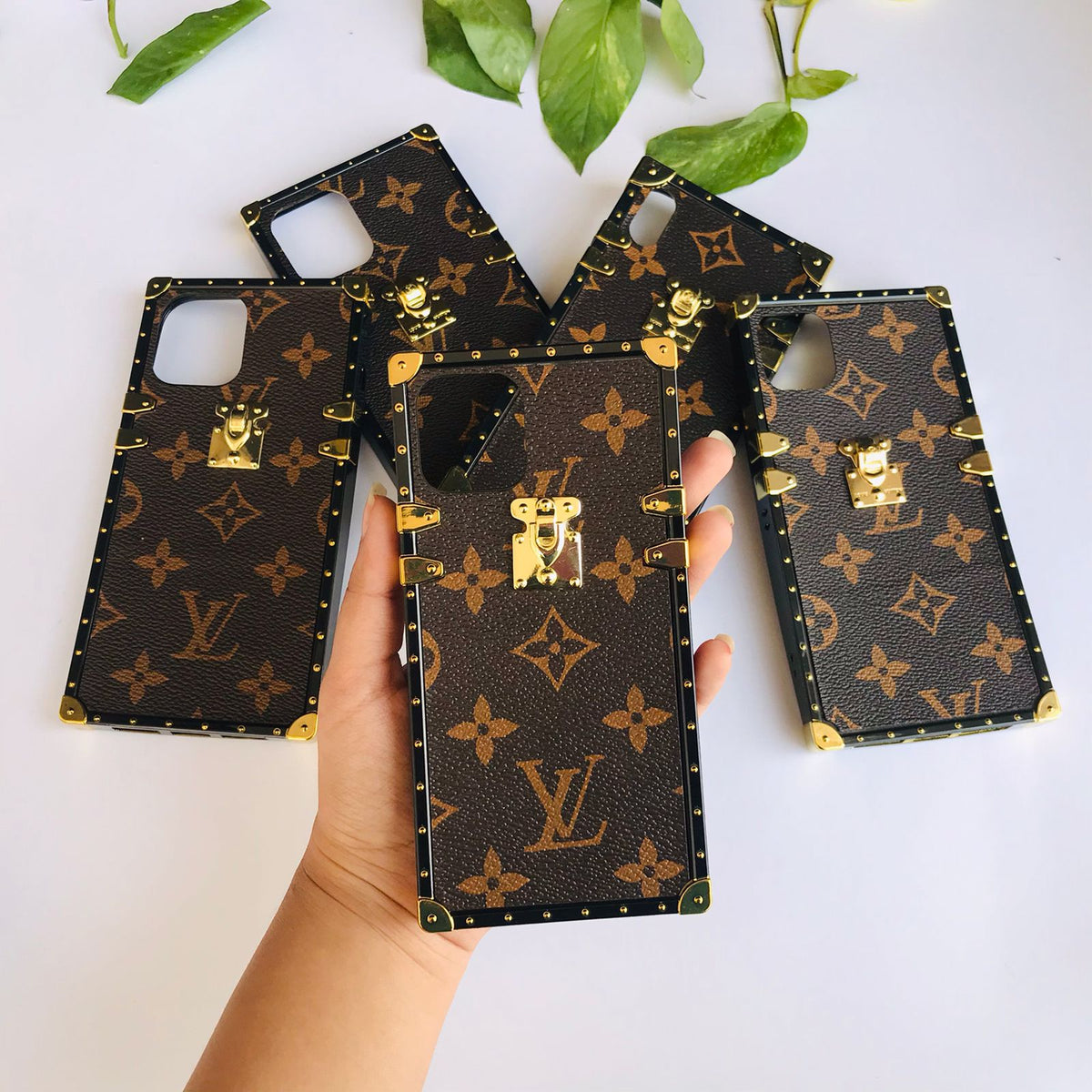 PREMIUM CLUTCH CASE