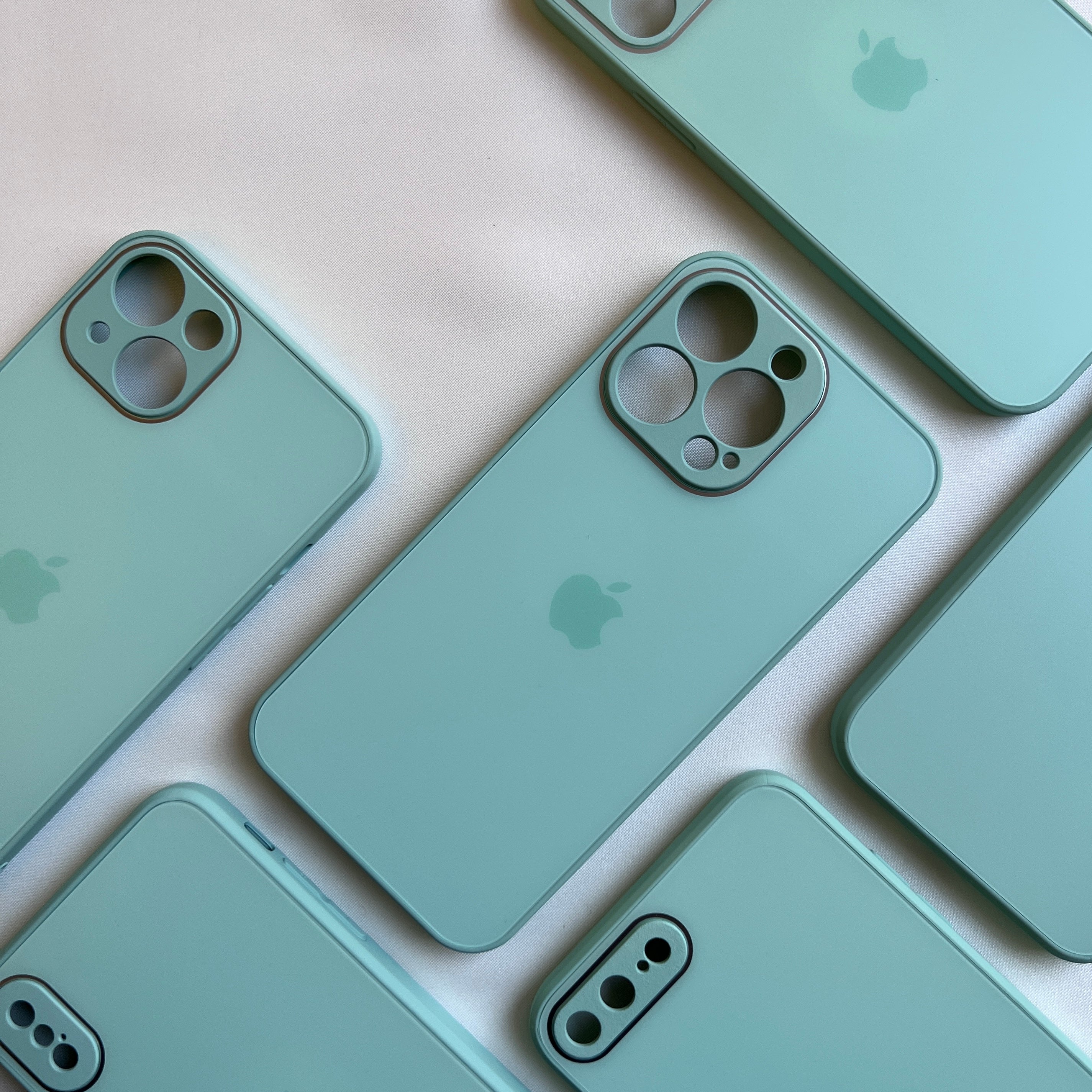 TURQUOISE MATTE GLASS CASE